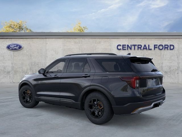 New 2026 Agate Black Metallic Ford Tremor® image 4