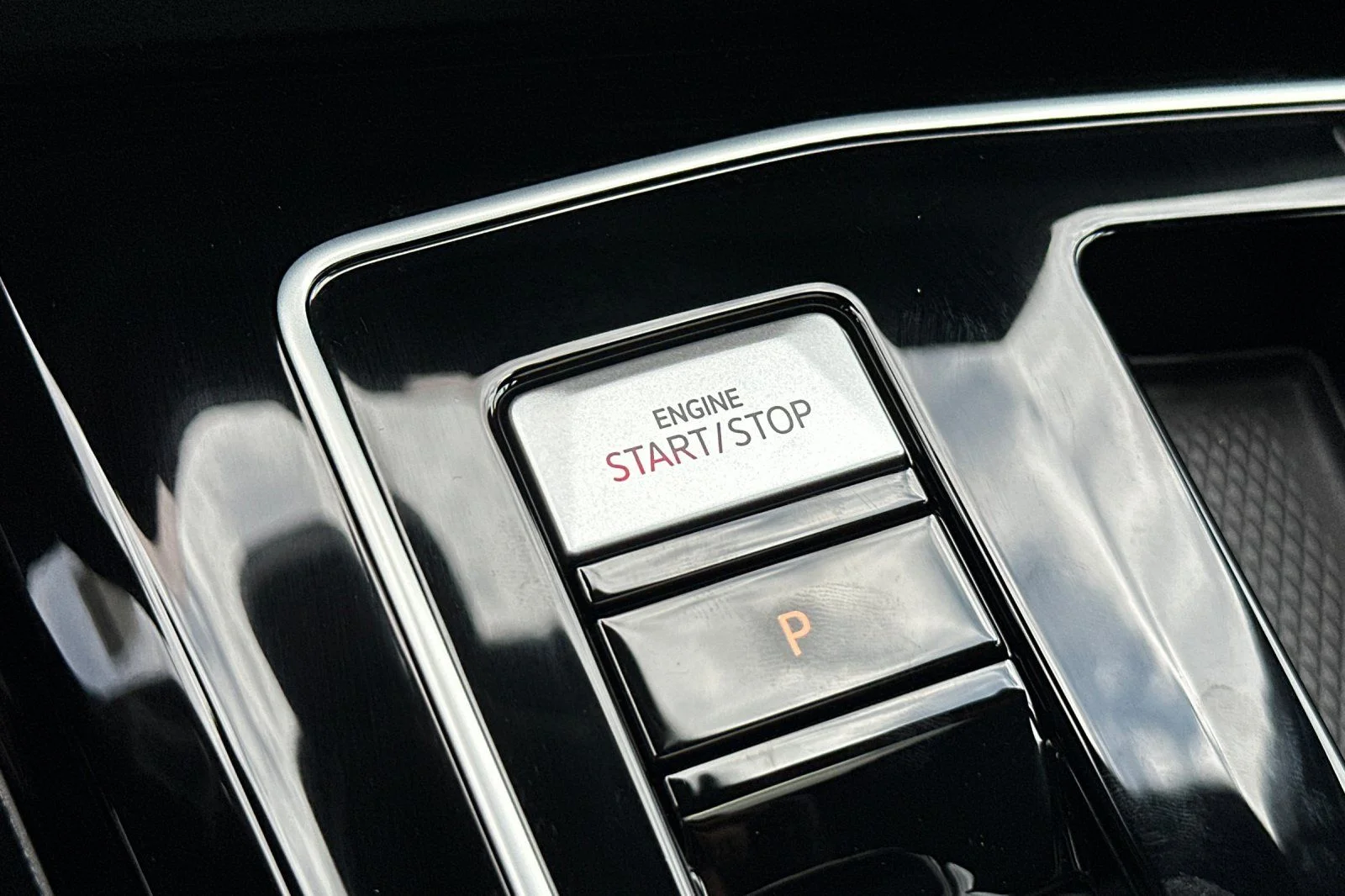 New 2026 White Volkswagen SE image 21