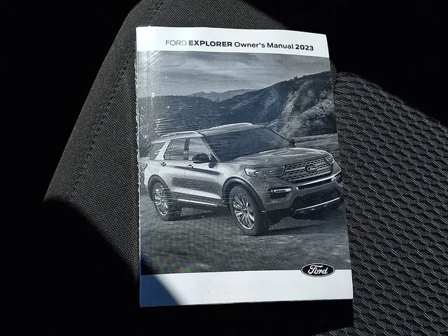 Certified Used 2023 Blue Metallic Ford XLT image 27