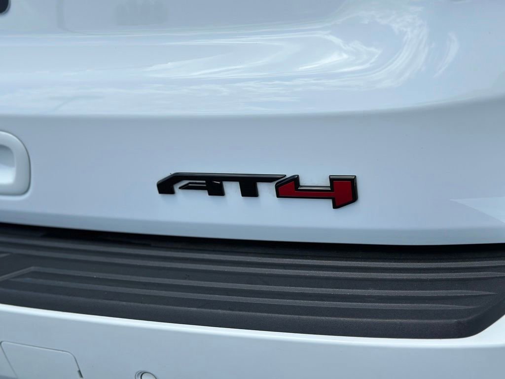 Certified Used 2025 Summit White GMC AT4 image 46