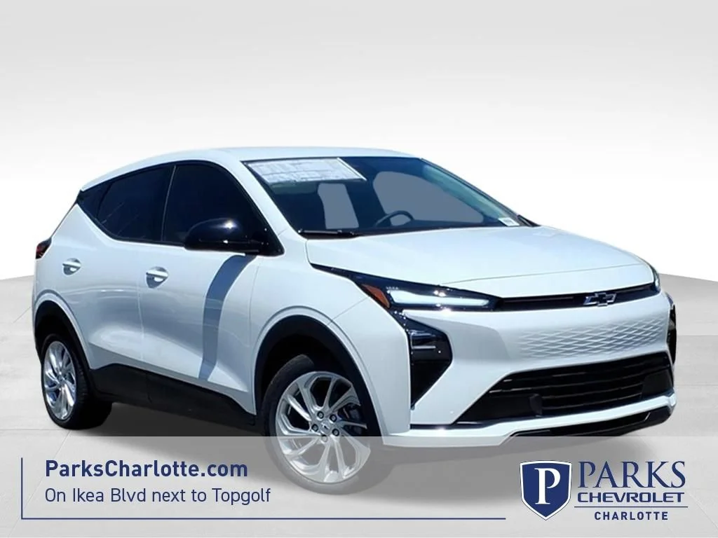 New 2027 Summit White Chevrolet LT image 1