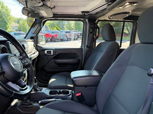 Used 2020 Gray Jeep Unlimited Sport image 13