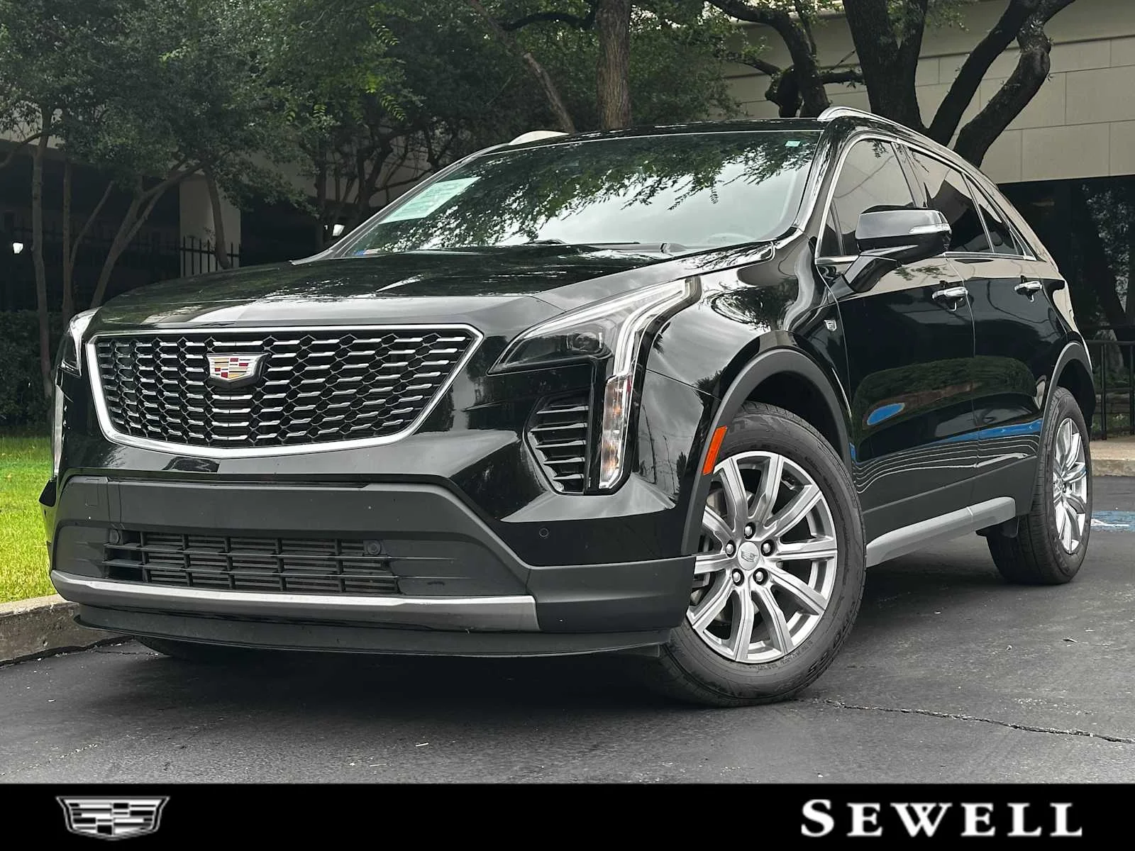 2023 Cadillac XT4 Premium Luxury's photo