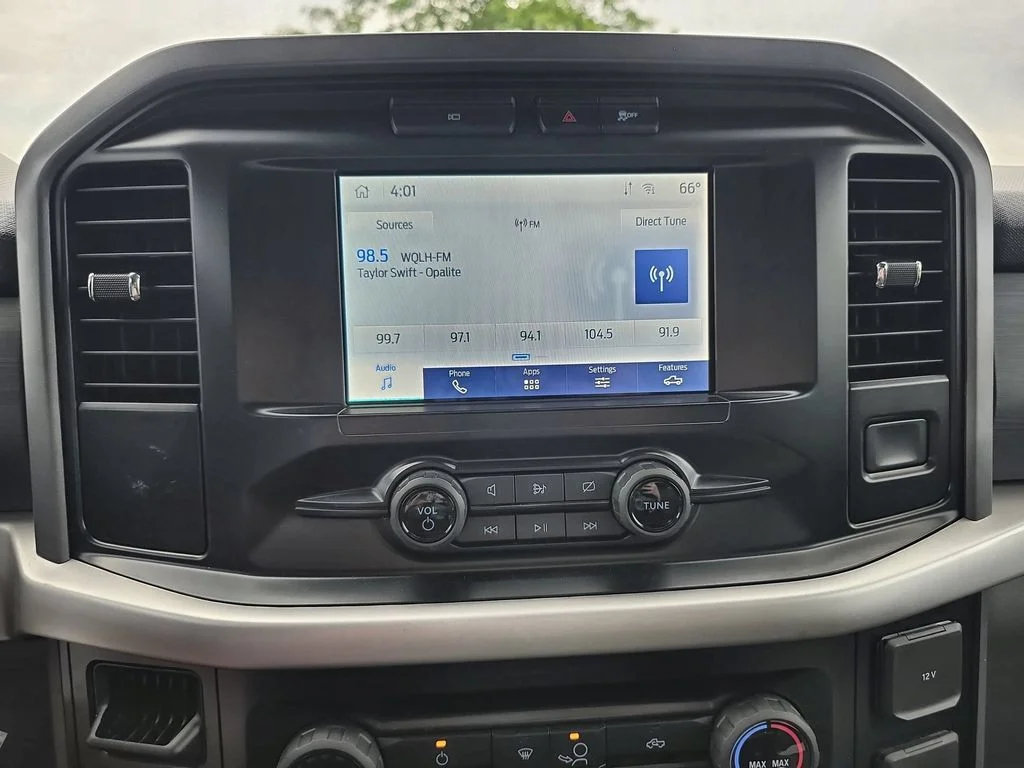 Used 2023 Blue Ford XLT image 13