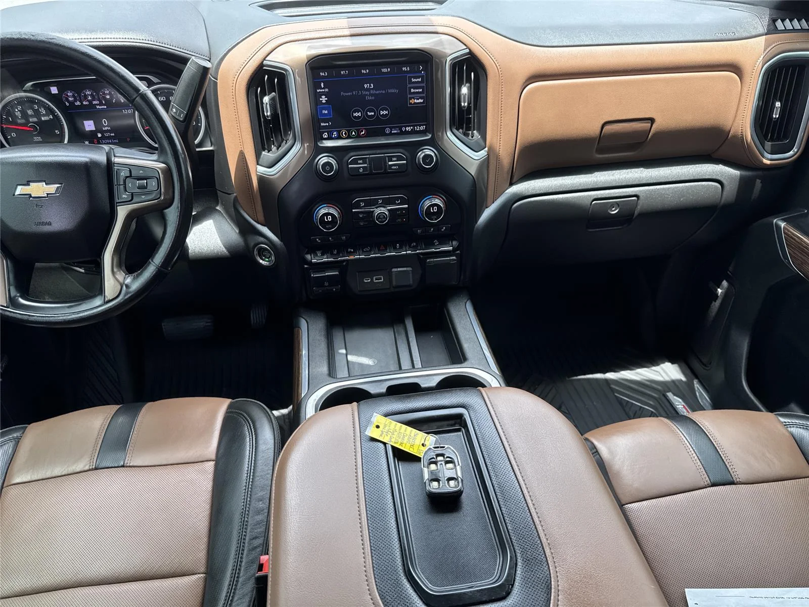 Used 2020 IRIDESCENT PEARL TRICOAT Chevrolet High Country image 15