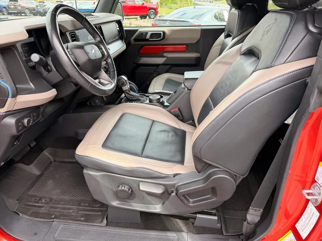 Used 2022 Red Ford Wildtrak image 8