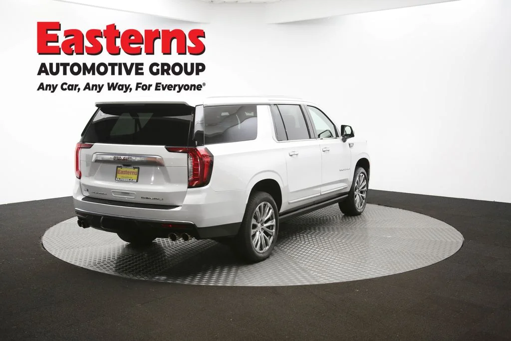 Used 2022 White GMC Denali image 46