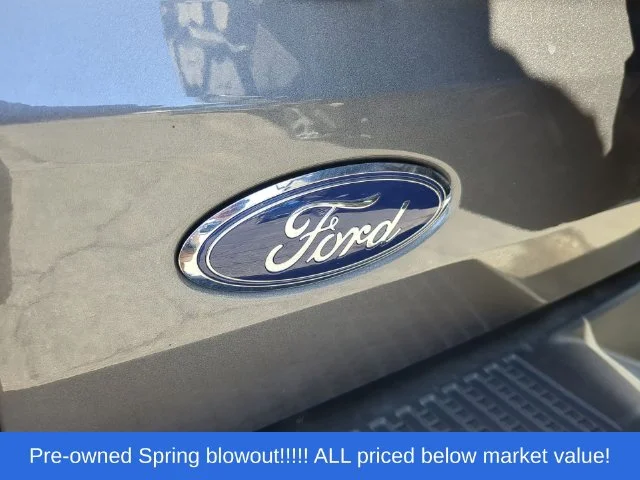 Used 2021 Gray Ford Badlands image 12