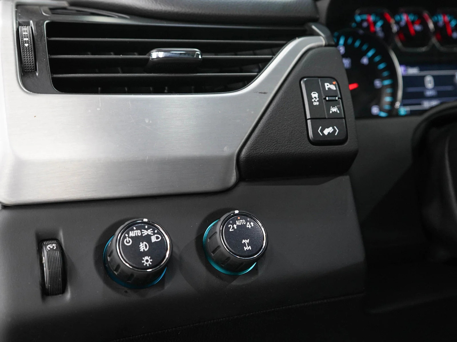 Used 2019 Onyx Black GMC SLT image 30