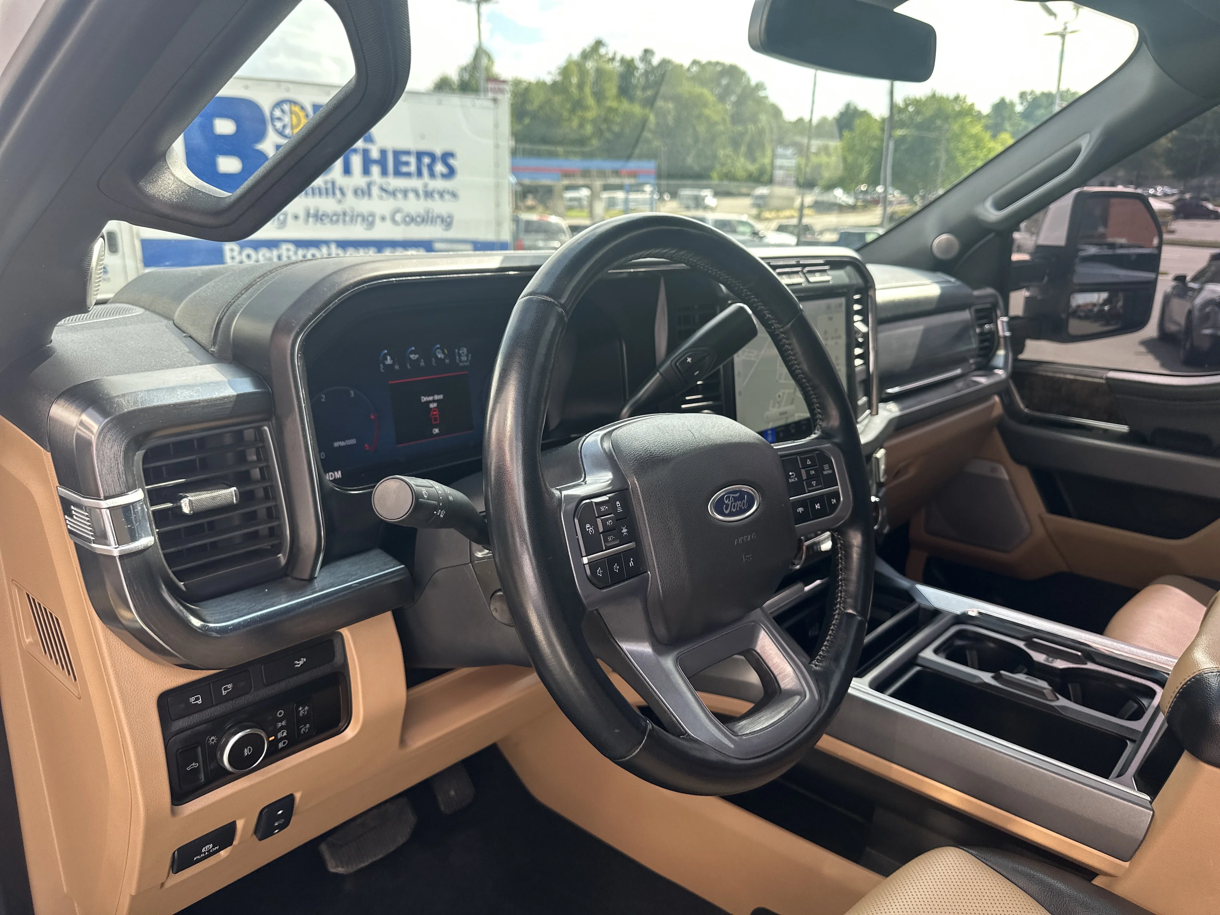 Used 2023  Ford  image 27