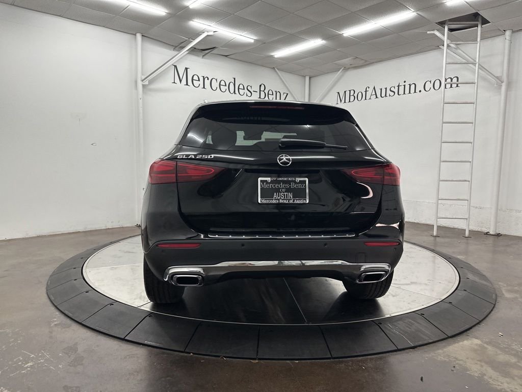 New 2026 Night Black Mercedes-Benz GLA 250 image 6
