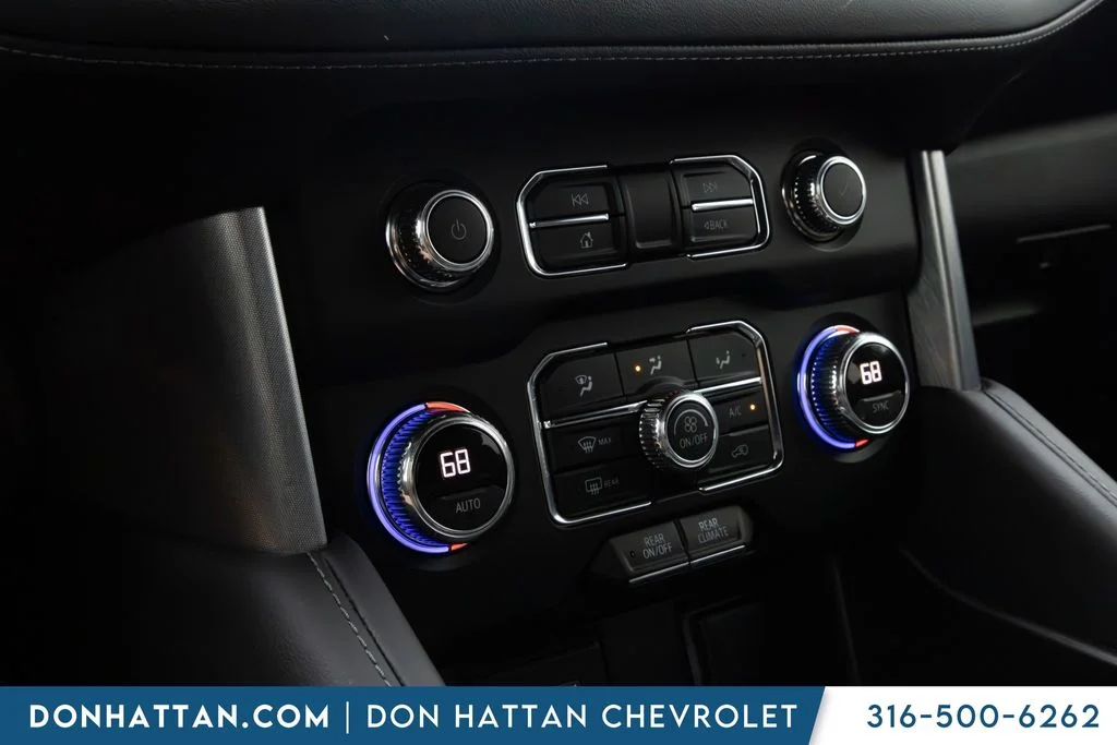 Used 2022 Black GMC SLE image 9