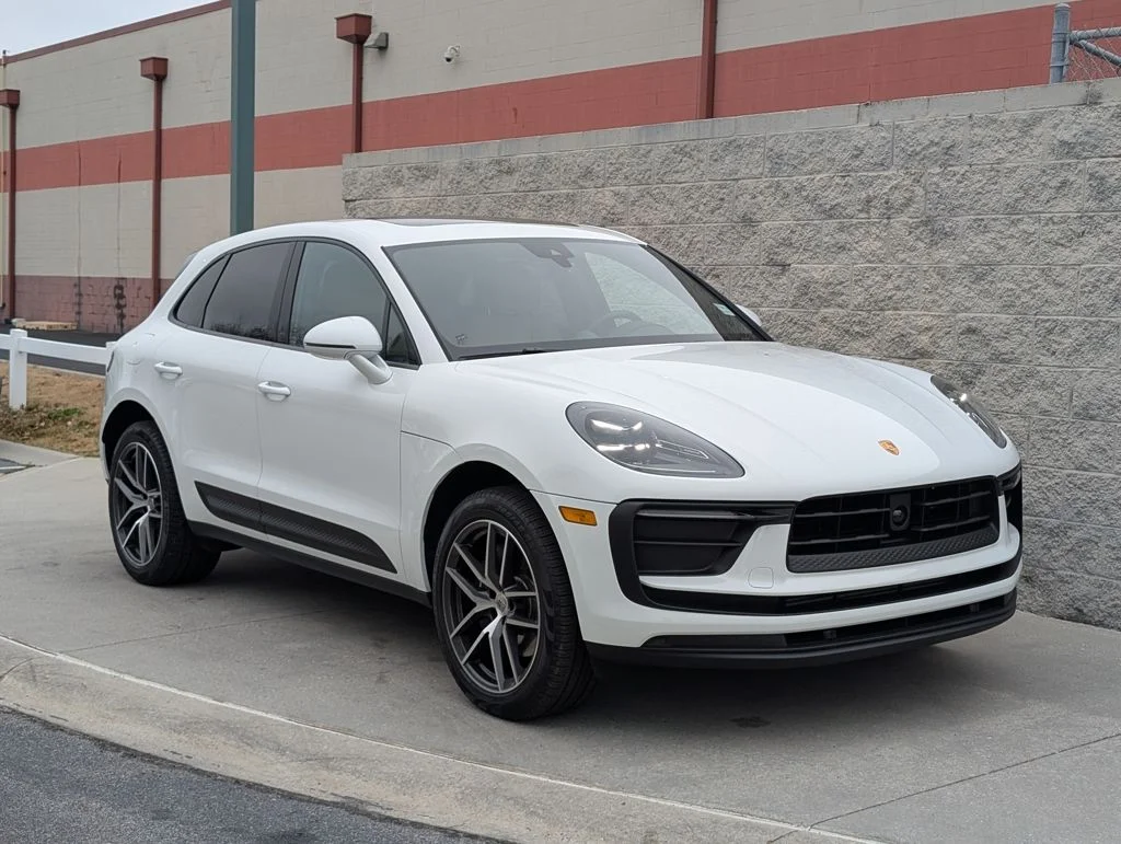 Used 2025 White Porsche  image 9