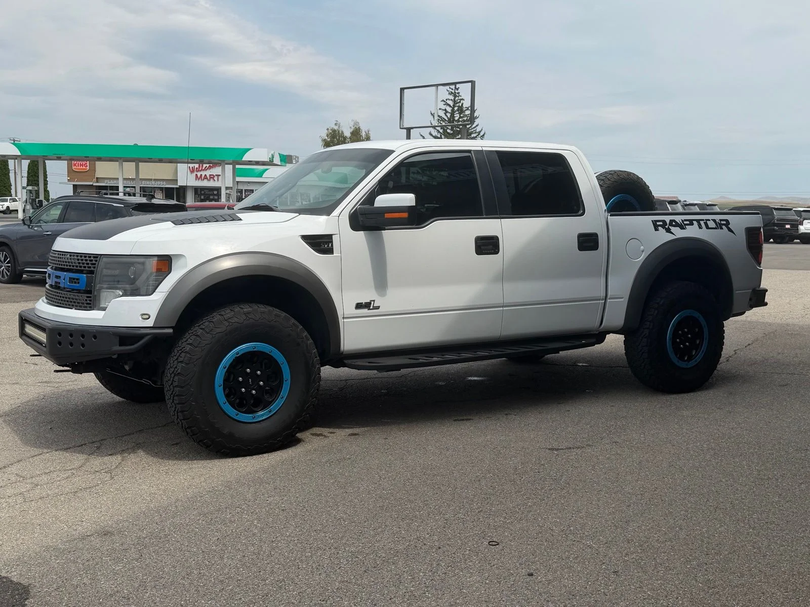 Used 2013 White Ford SVT Raptor image 10