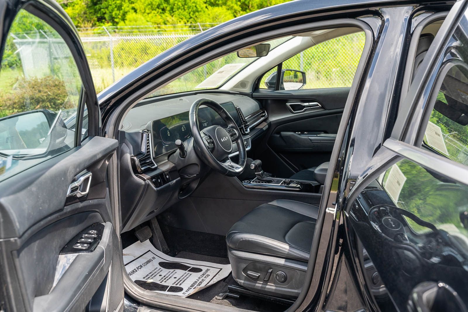 Used 2025 Black Kia EX image 16