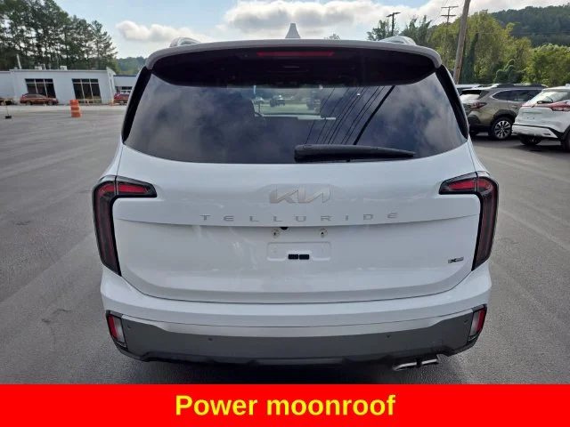 Used 2023 White Kia SX-Prestige image 8