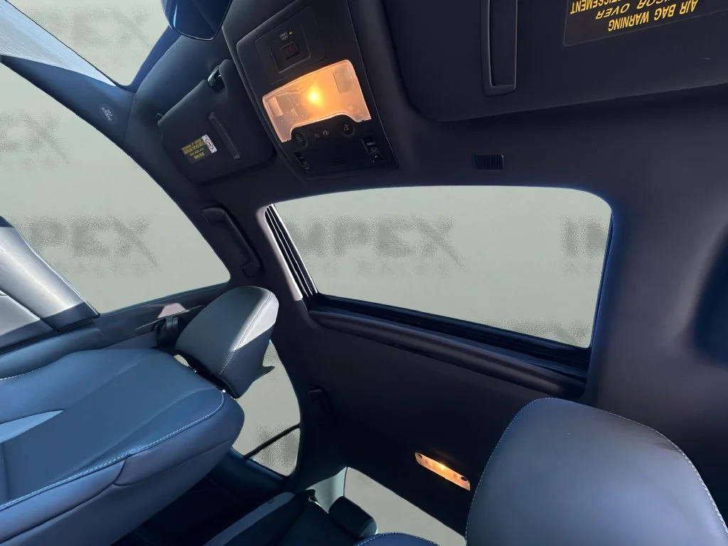 Used 2020 Black Lexus 300 image 10