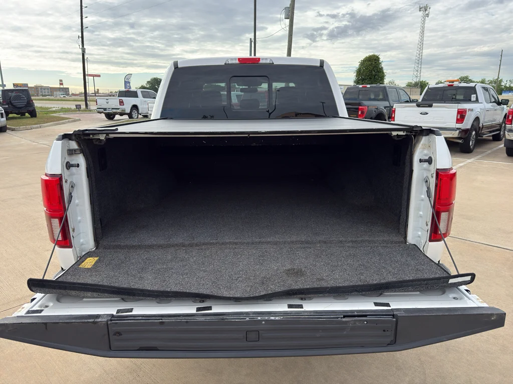 Used 2019 White Platinum Metallic Tri-Coat Ford Limited image 27