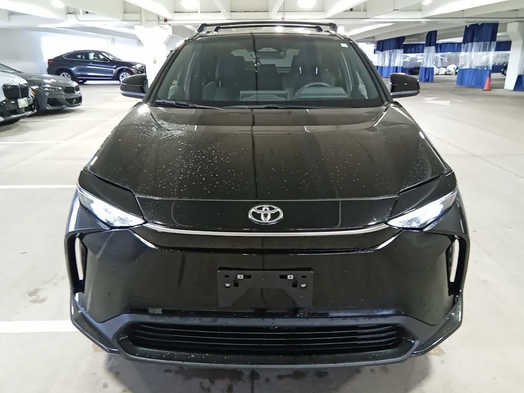 Used 2025 Toyota bZ4X XLE with VIN JTMAAAAA7SA069179 for sale in Tigard, OR