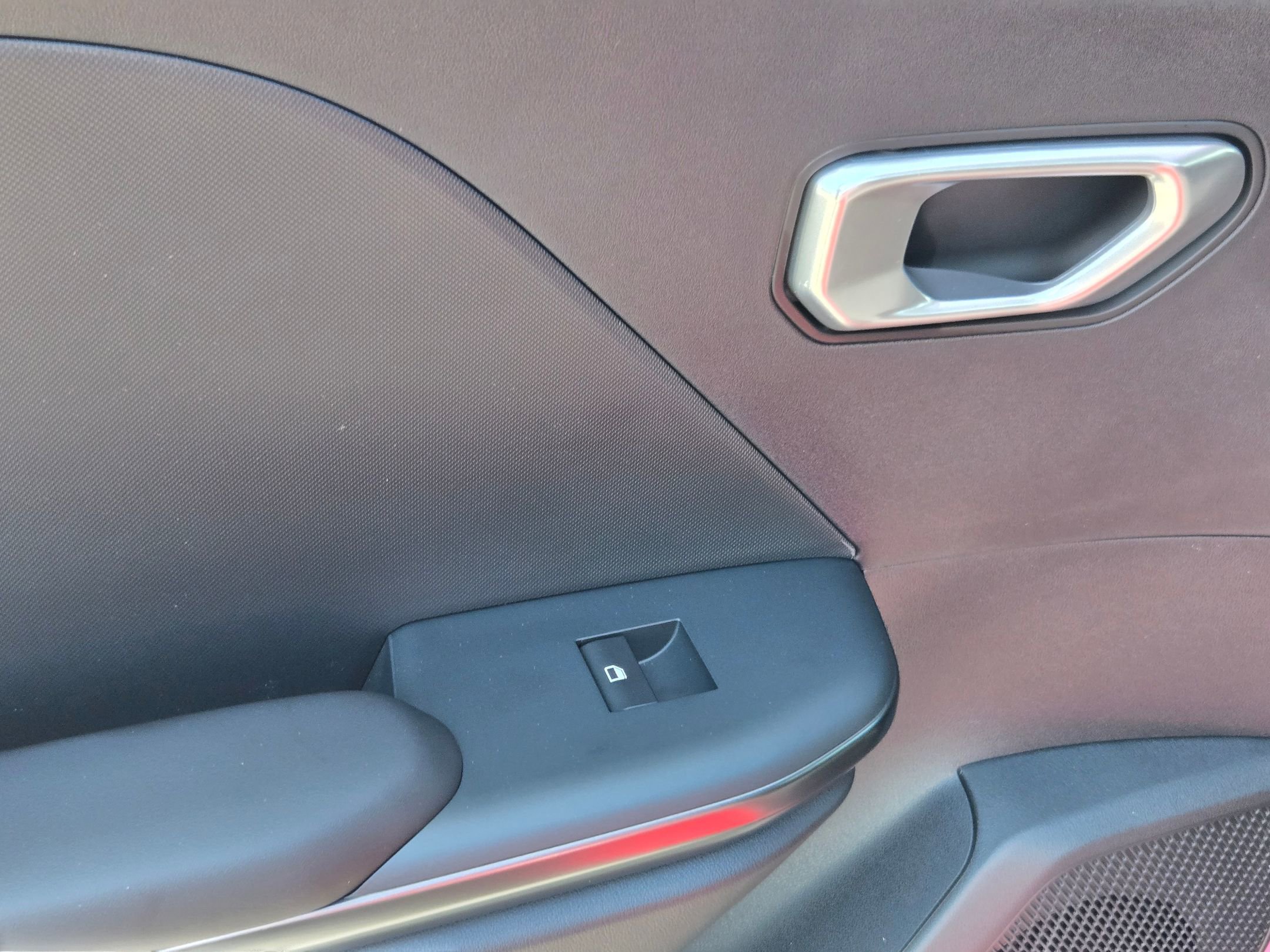 New 2026 Currant Red Kia LXS image 33