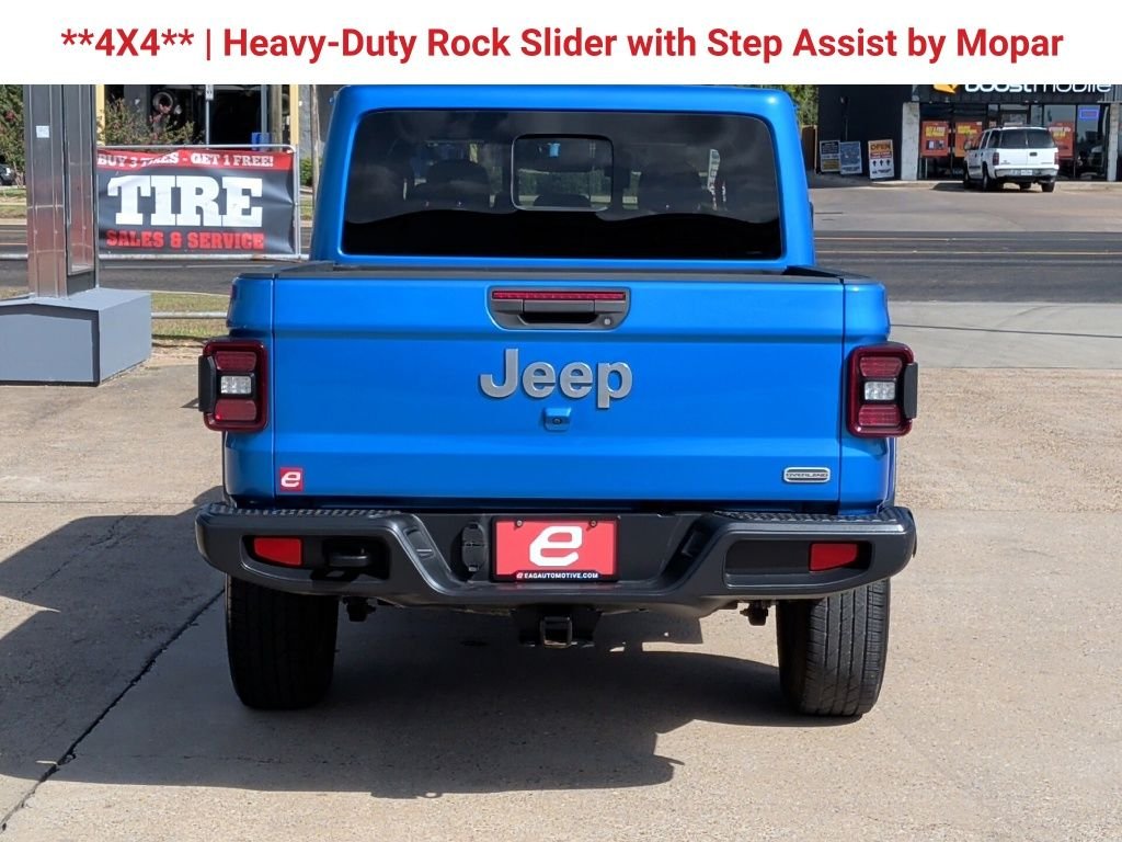 Used 2022 Blue Jeep Overland image 7