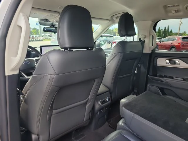 Used 2025 White Ford Active image 14