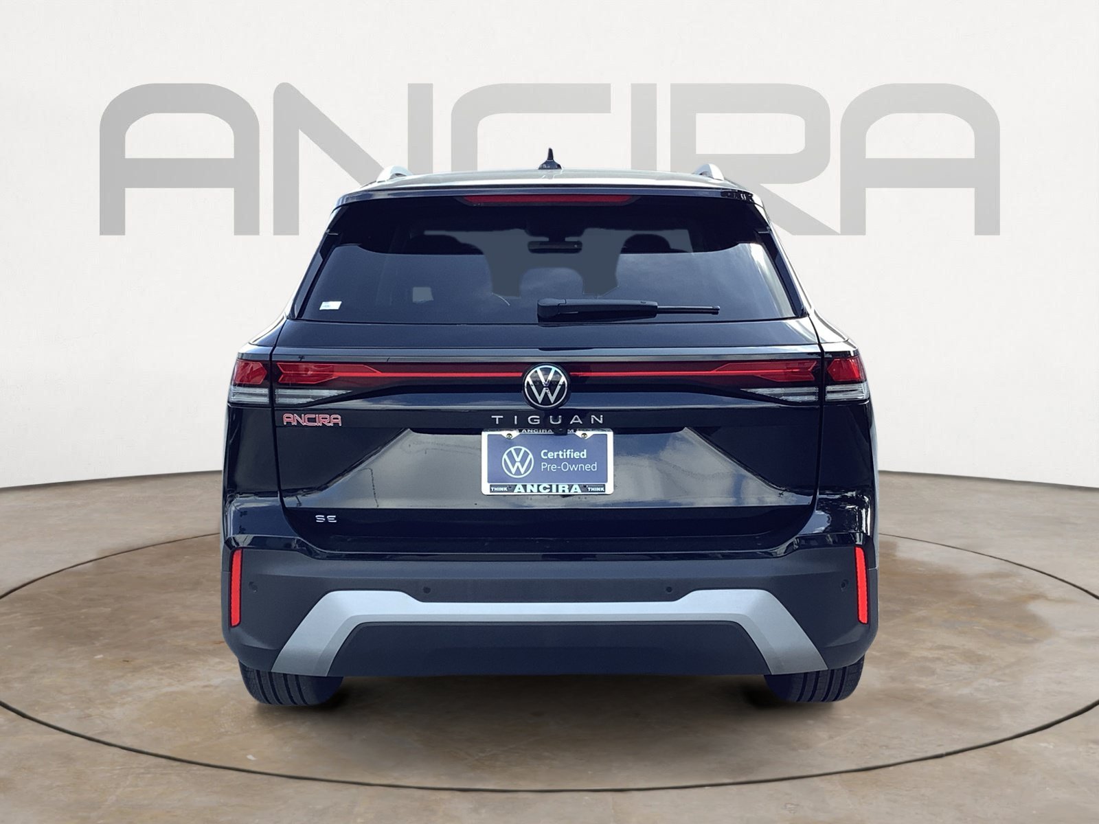 New 2026 Deep Black Pearl Volkswagen SE image 7