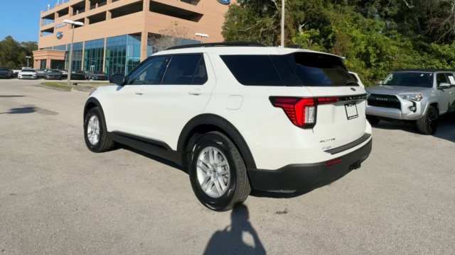 New 2026 Star White Metallic Tri-Coat Ford Active image 81