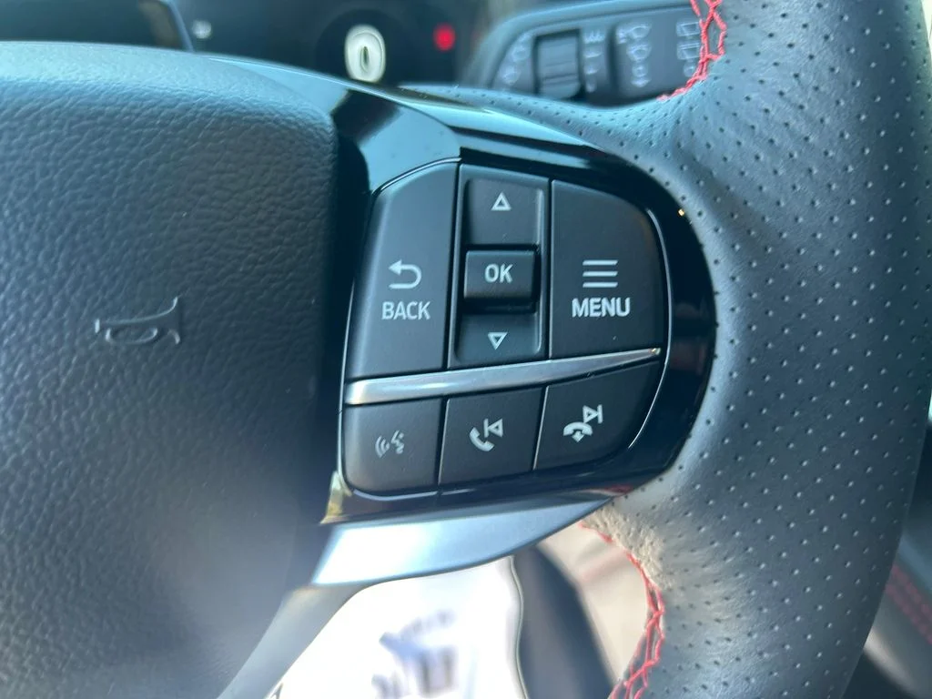 Used 2025 Gray Ford ST-Line image 24