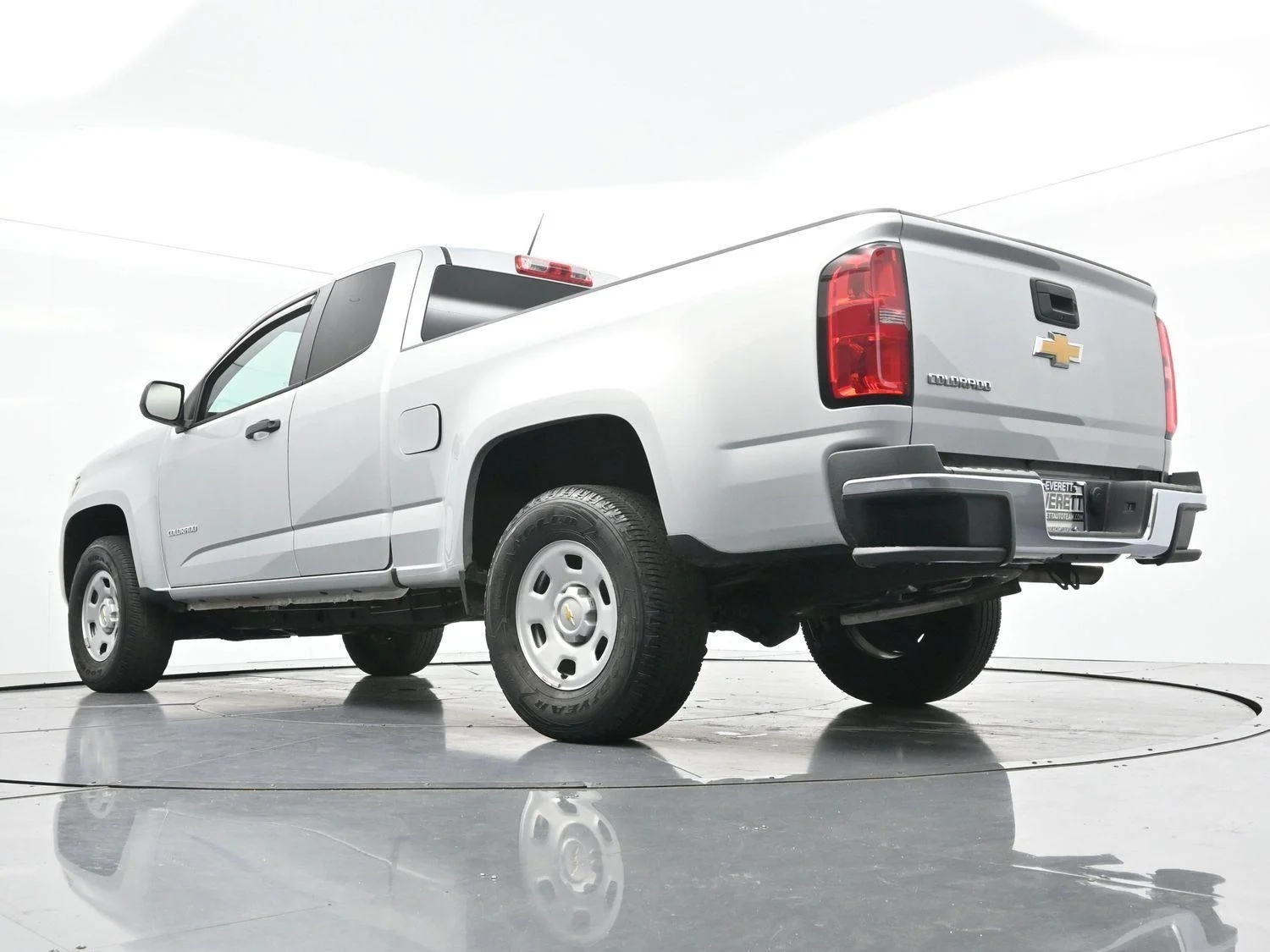 Used 2019 SILVER ICE METALLIC Chevrolet 2WD Work Truck image 42