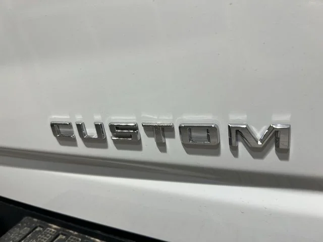 New 2026 White Chevrolet Custom image 27