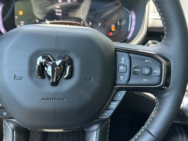 New 2026 Diamond Black Crystal Pearl-Coat Exterior Paint RAM Limited image 19