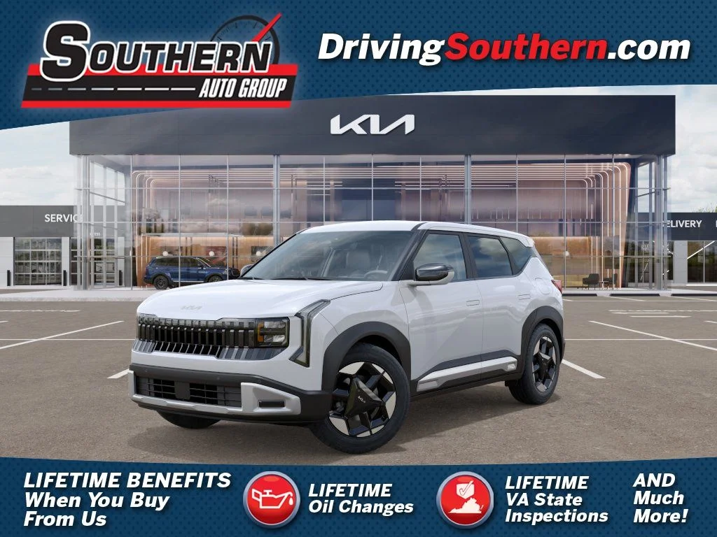New 2027 White Kia S image 1
