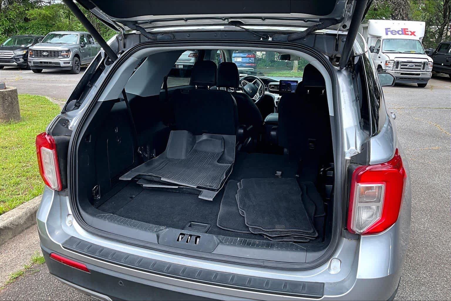 Used 2022 Iconic Silver Ford XLT image 33