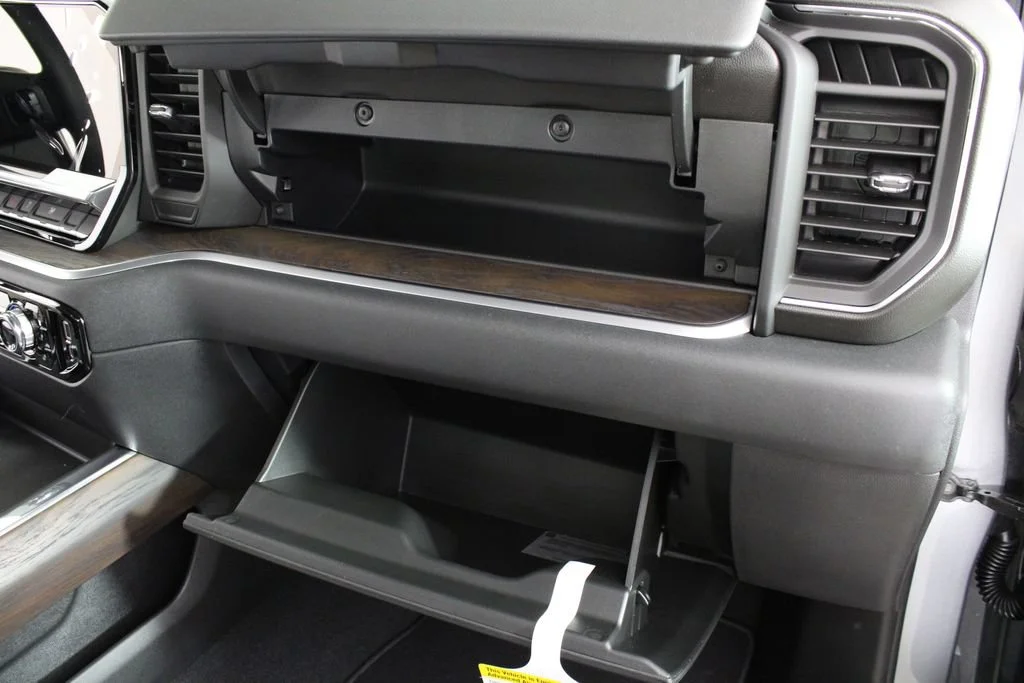 2026 GMC Sierra 3500HD SLT - Photo 19
