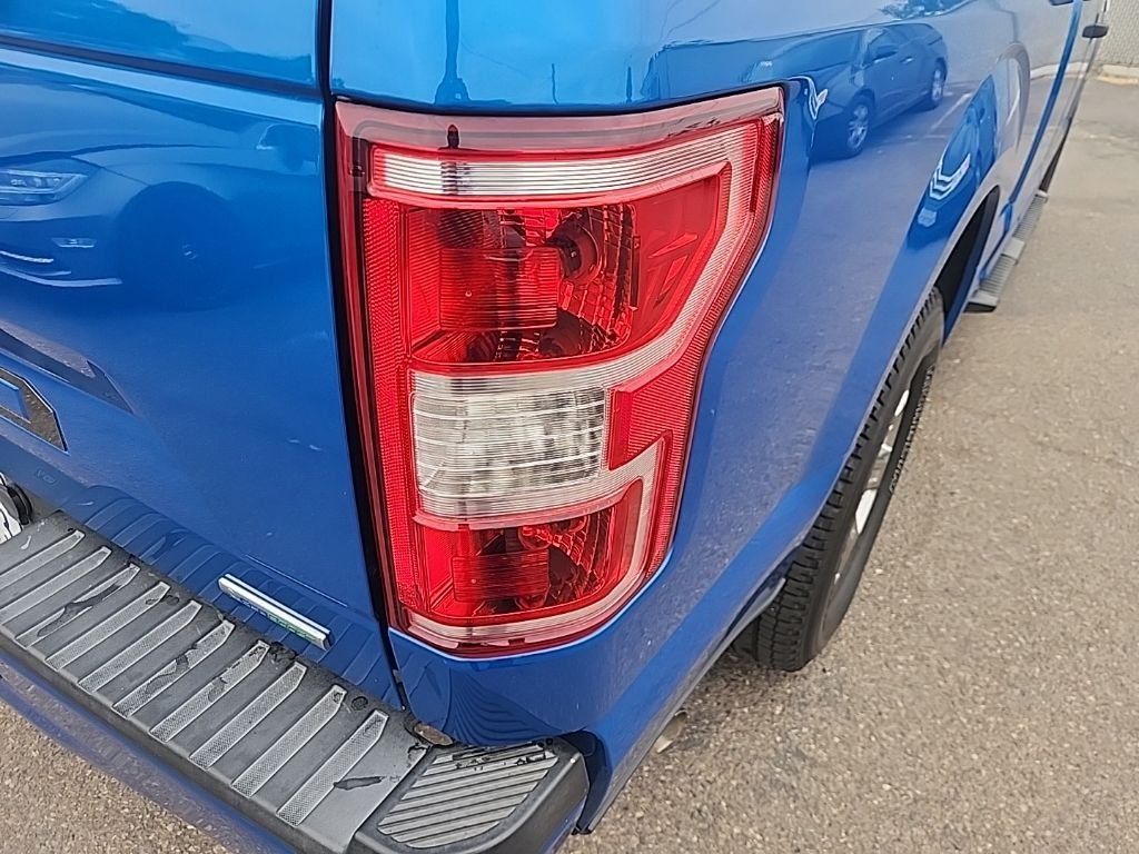 Used 2020 Blue Ford XL image 14