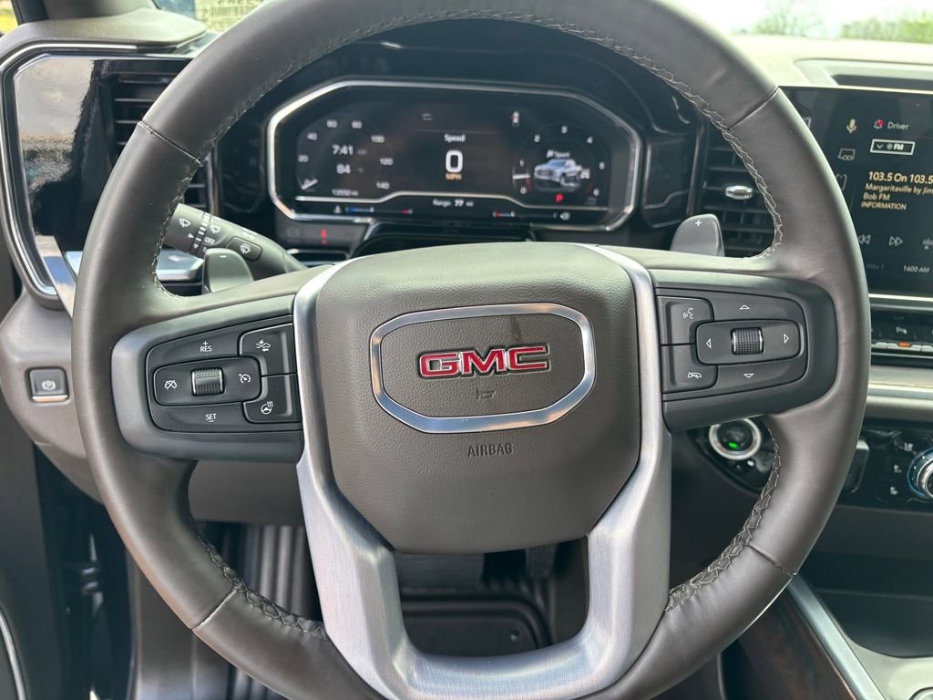 Used 2025 Silver GMC SLT image 13