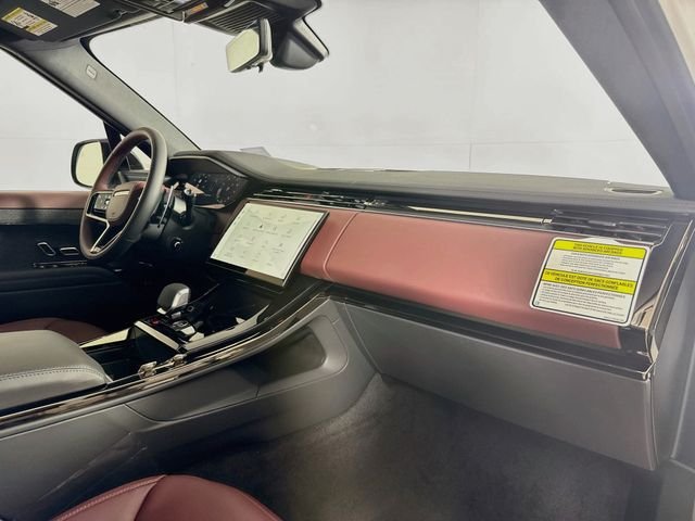 New 2026 Borasco Grey Land Rover Dynamic SE image 31
