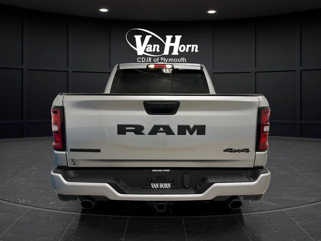 Used 2025 Billet Silver Metallic Ram Big Horn/Lone Star image 6