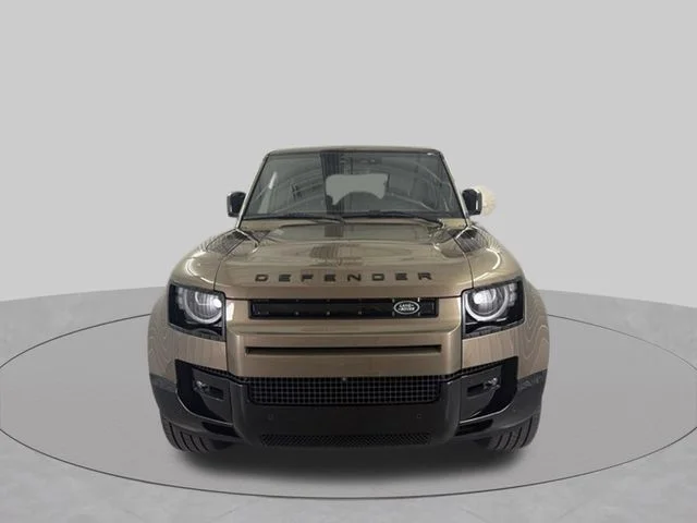 New 2026 Gondwana Stone Metallic Land Rover X-Dynamic SE image 2