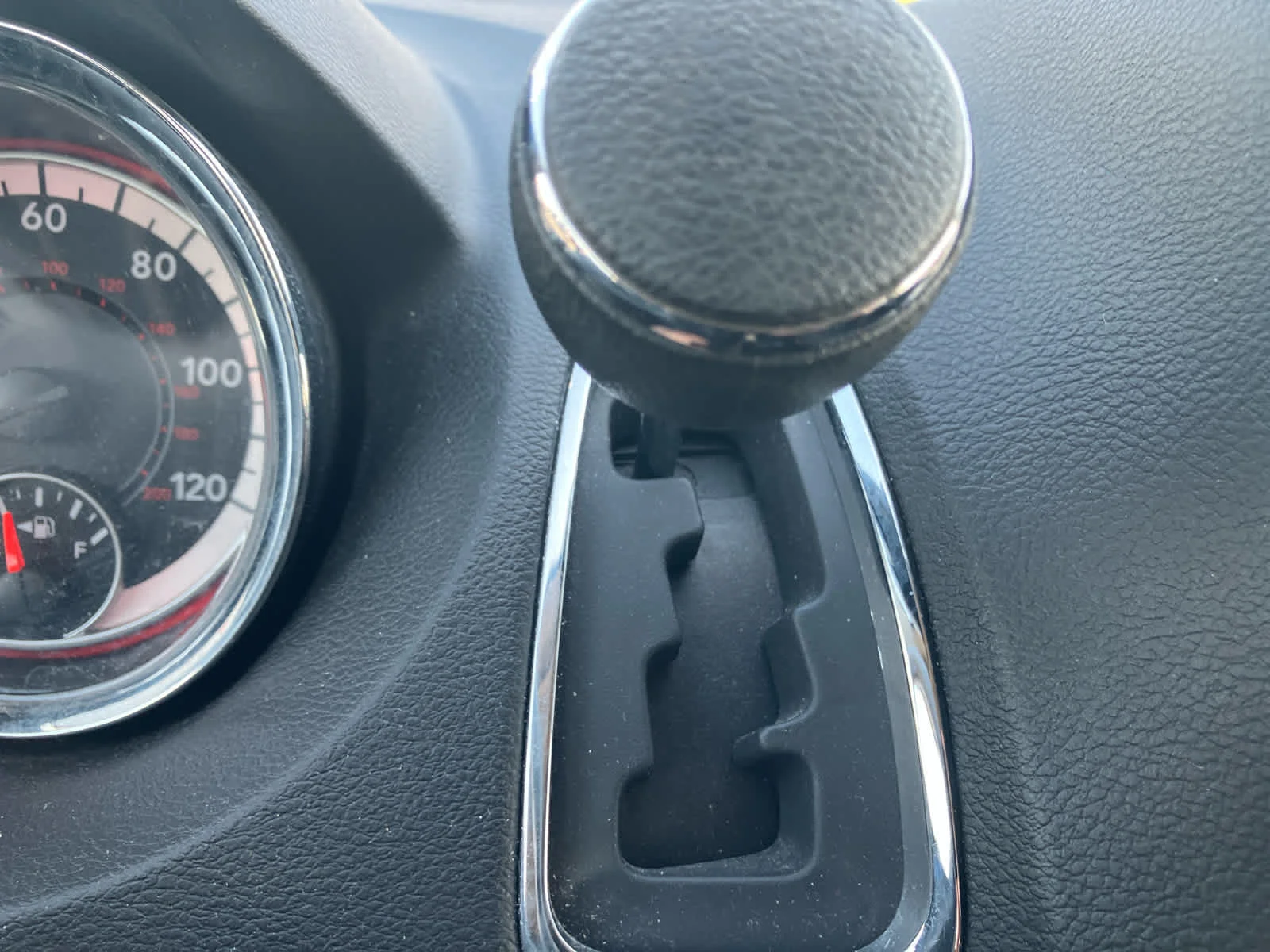 Used 2019 Granite Pearlcoat Dodge SE image 22