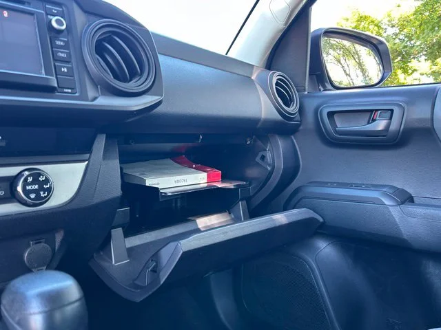 Used 2016 White Toyota SR image 39