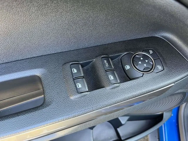 Certified Used 2021 Lightning Blue Metallic Ford SE image 17