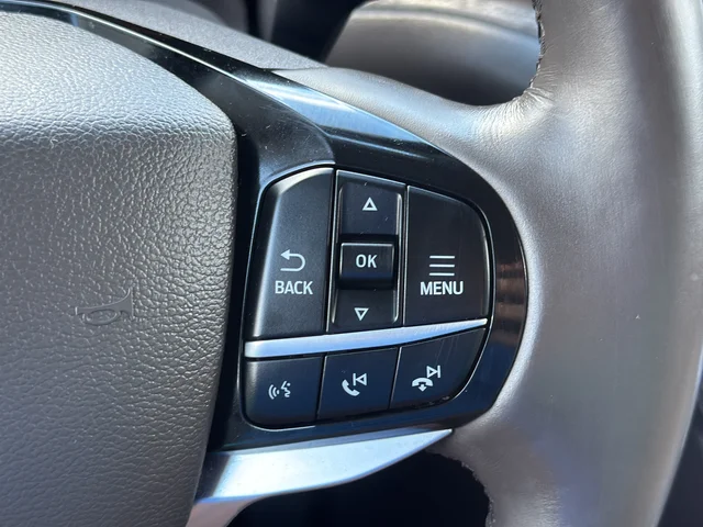 Used 2022 White Ford Platinum image 22