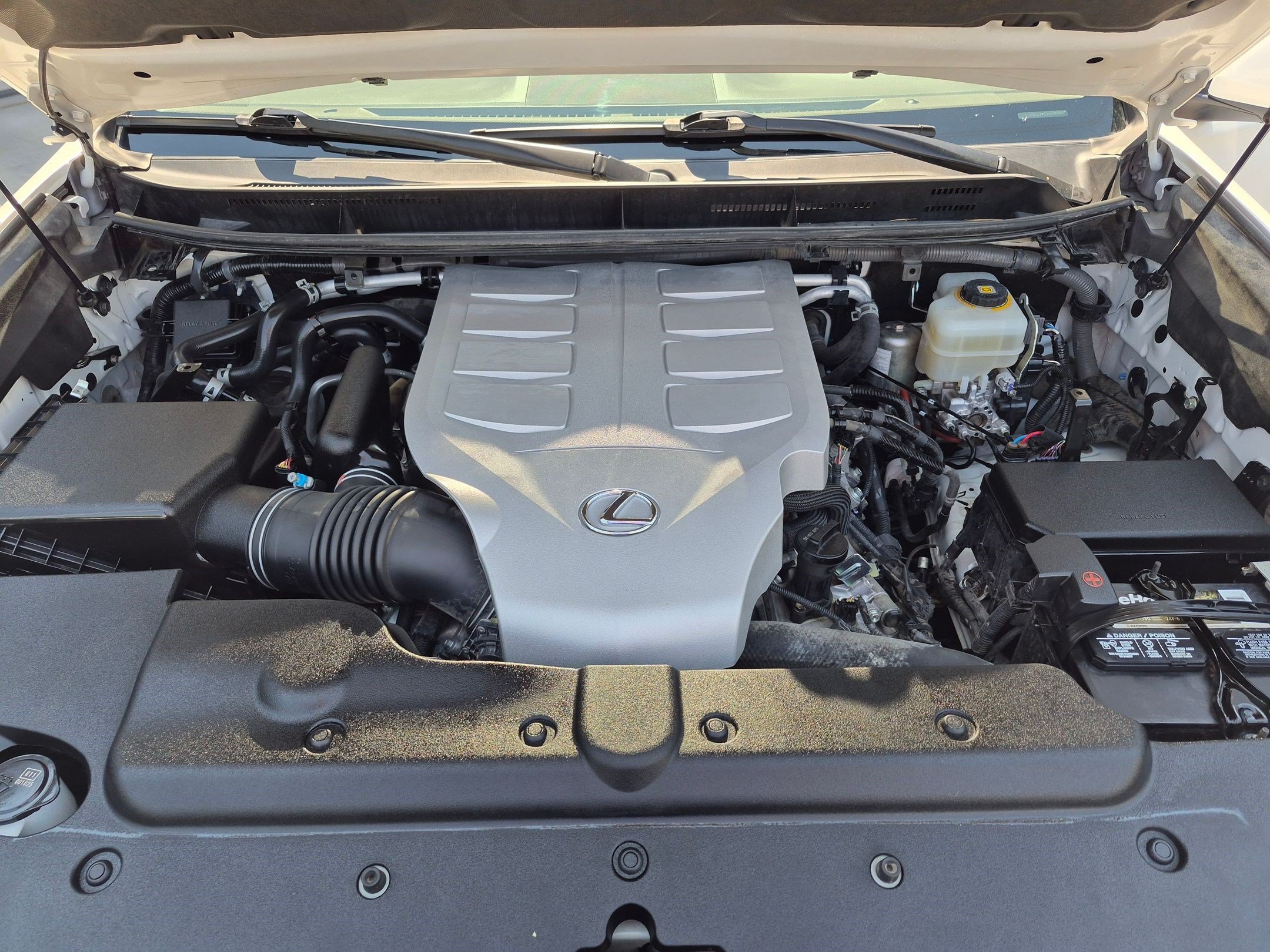 Used 2019 Starfire Pearl Lexus GX 460 image 33