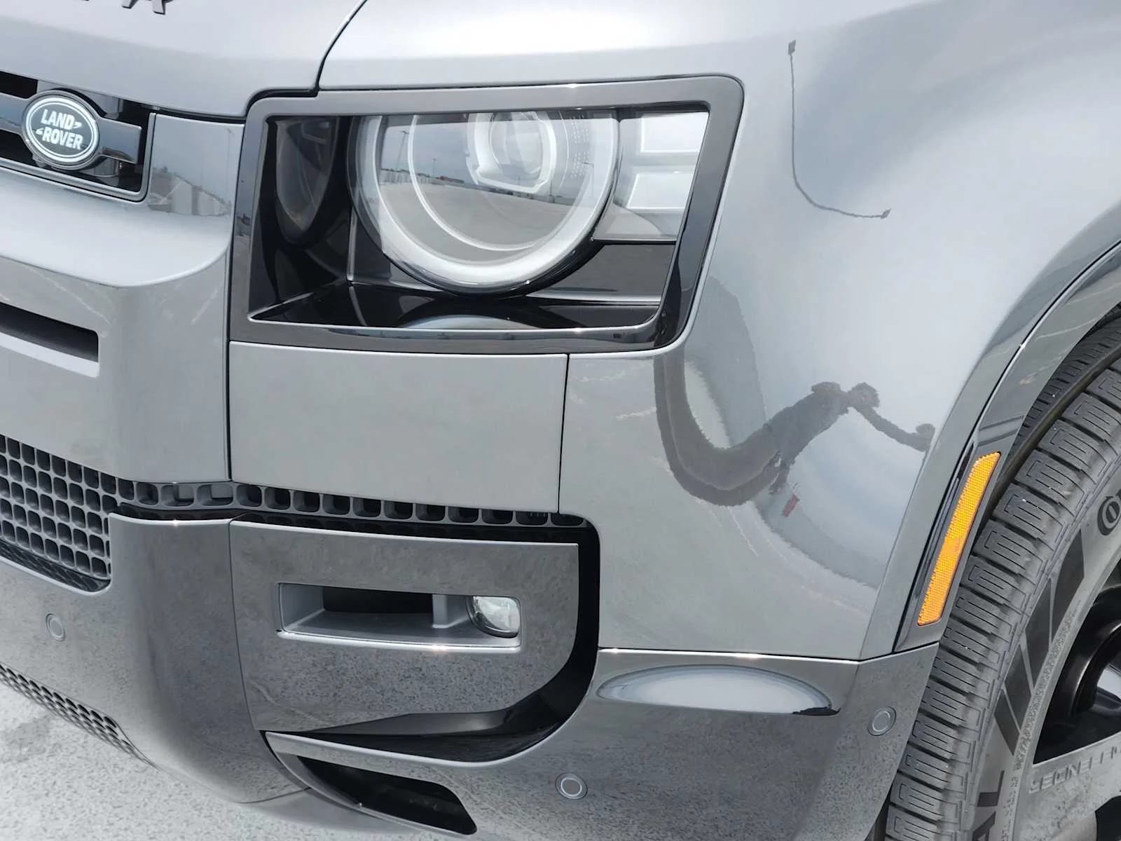New 2026 Carpathian Grey LAND ROVER X-Dynamic SE image 8