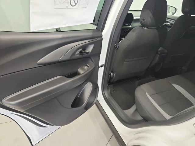 New 2026 White Chevrolet LT image 23