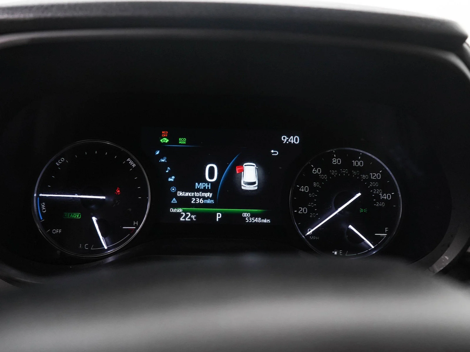 Used 2021  Toyota LE image 31