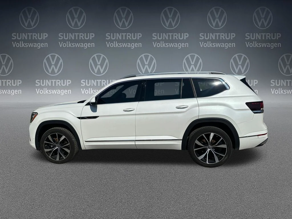 Used 2024 White Volkswagen 2.0T SEL Premium R-Line image 32