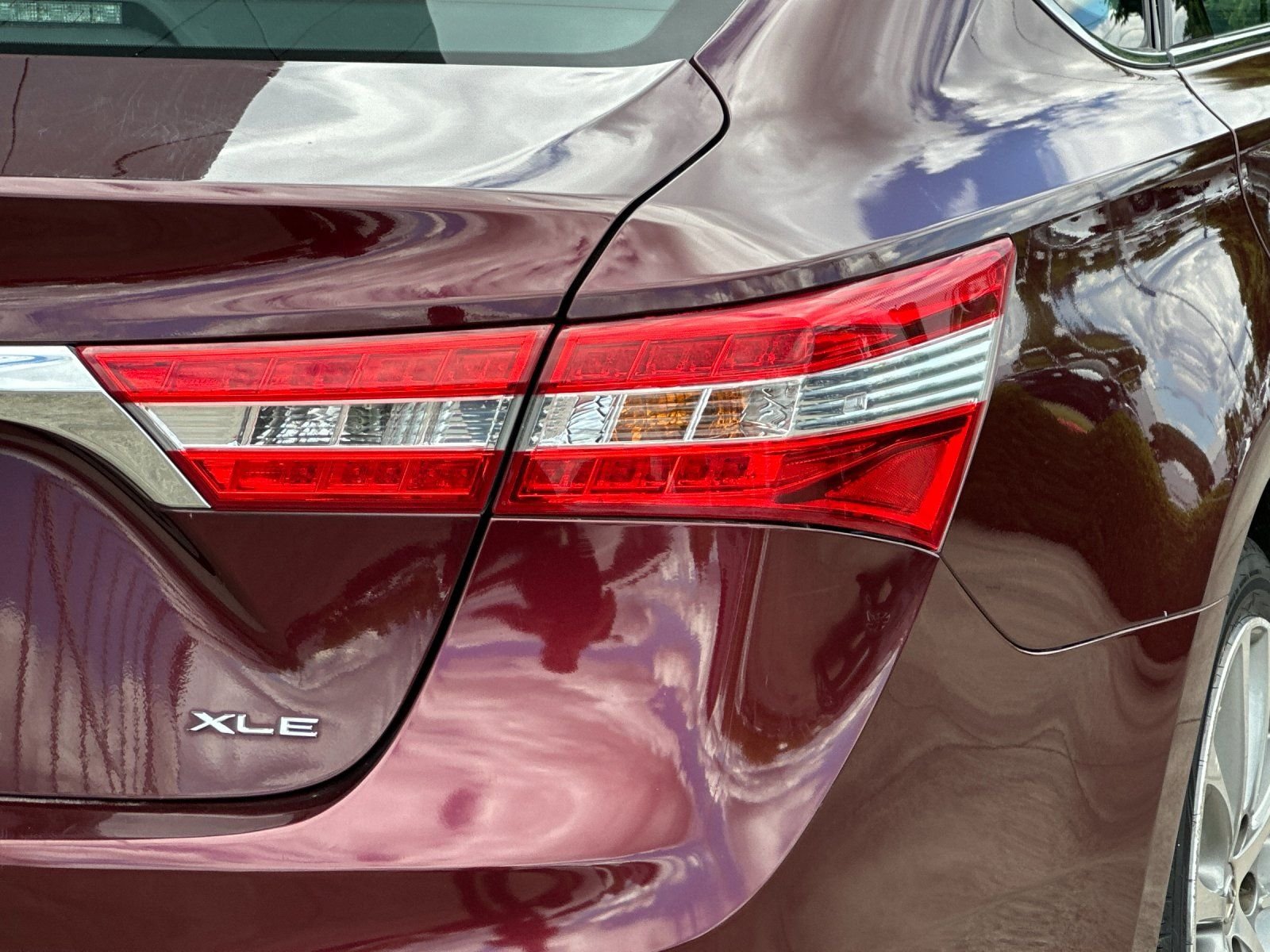 Used 2015 Mica Toyota XLE Touring image 24